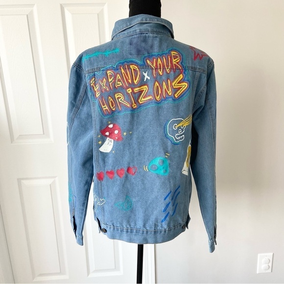 NWT Brooklyn Cloth  Streetwear Graffiti Denim Button Up Jean Jacket - Picture 3 of 16